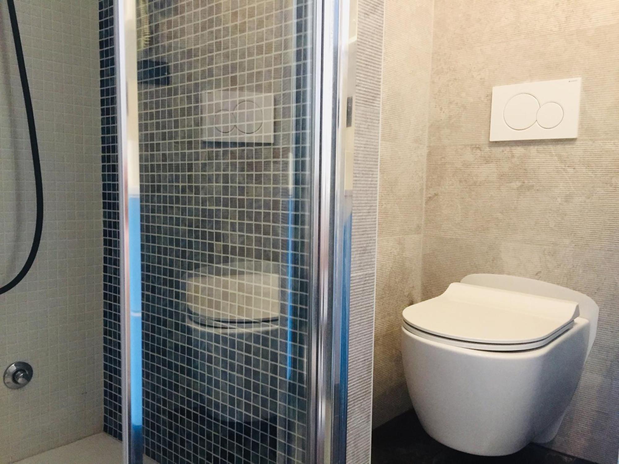 Art House Center Rome Hotel Ngoại thất bức ảnh